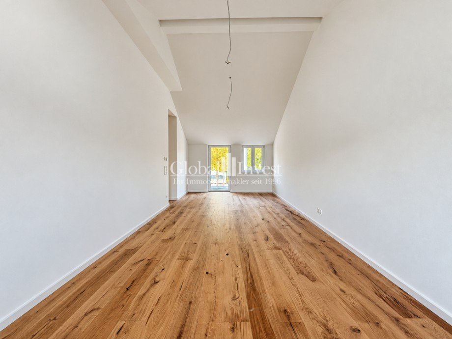 Wohnzimmer (WHG 4) Etagenwohnung Sinsheim / Hoffenheim