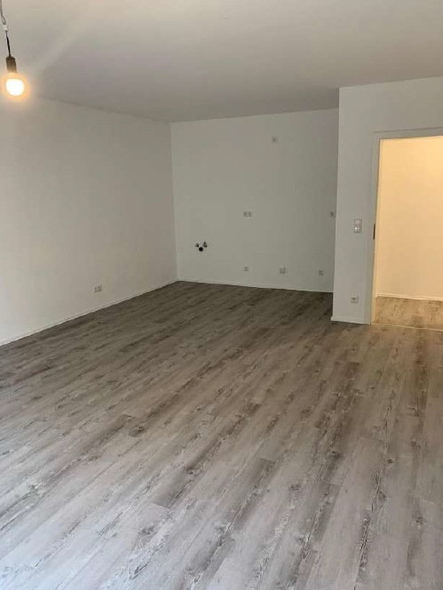 Wohnzimmer / K�che Souterrainwohnung Sinsheim / Rohrbach