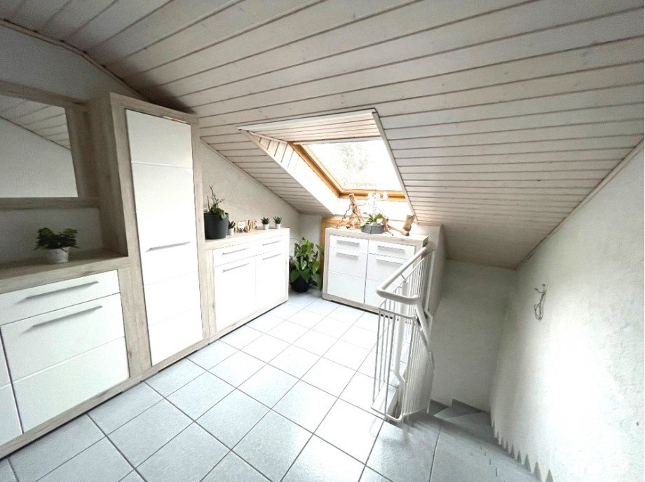 Hausflur Dachgeschosswohnung Sinsheim / Eschelbach