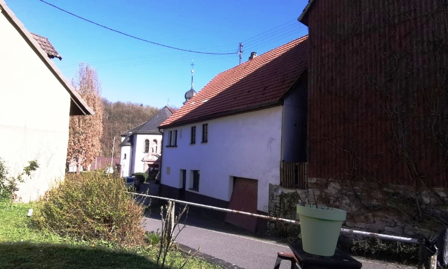 Stra�enansicht Einfamilienhaus Seckach / Zimmern