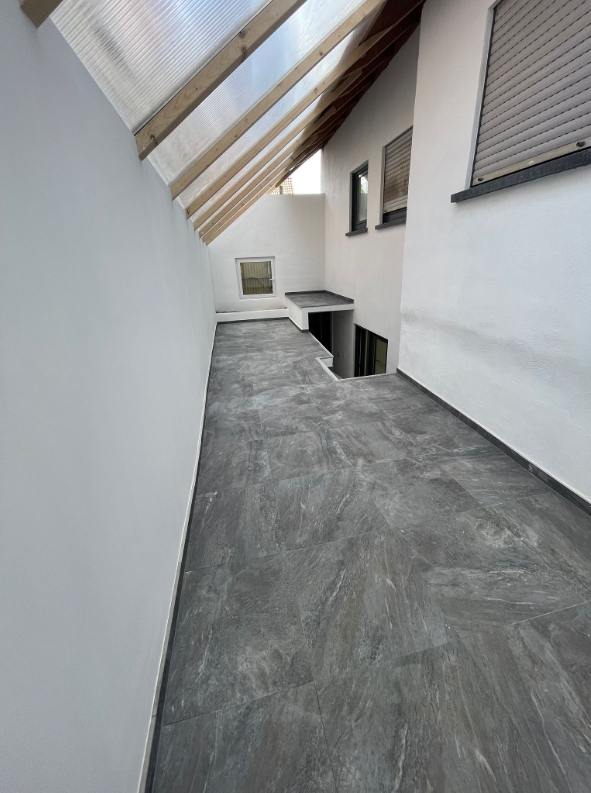 �berdachter Zugang Terrassenwohnung Waibstadt / Daisbach