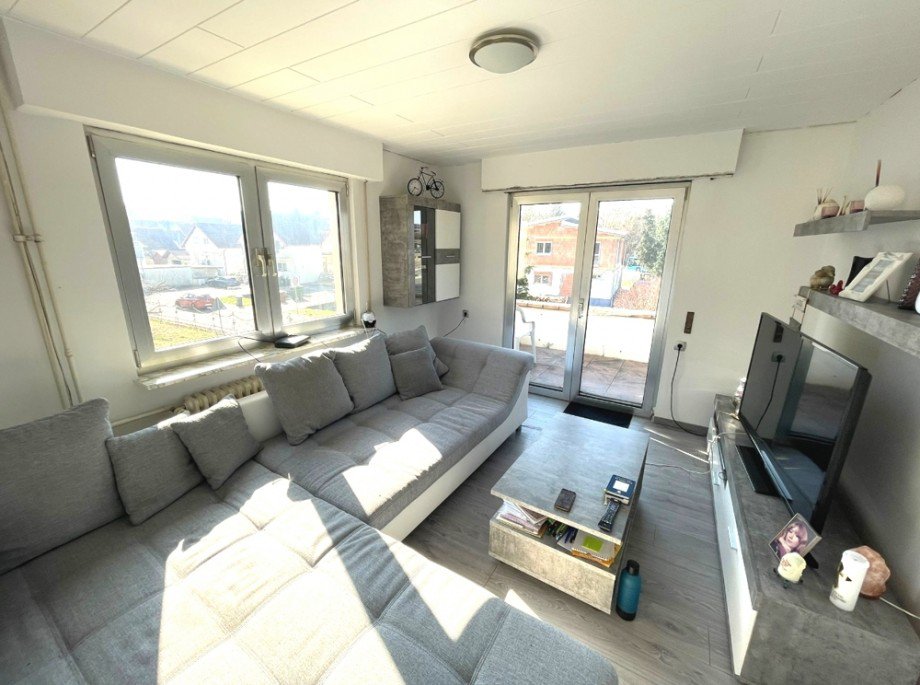 Wohnzimmer OG Mehrfamilienhaus Dielheim / Balzfeld