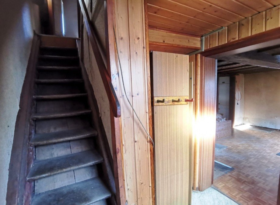 Flur mit Innentreppe Einfamilienhaus Seckach / Gro�eicholzheim