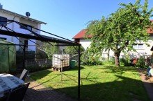 Garten GLOBAL INVEST SINSHEIM | Tolles Einfamilienhaus mit Einliegerwohnung und sch�nem Garten in Neckarelz