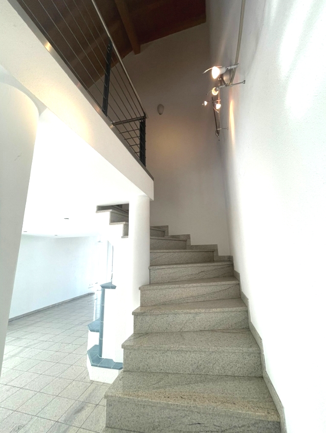 Treppe nach oben Einfamilienhaus Oberhausen-Rheinhausen / Oberhausen