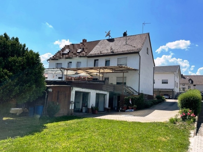 Gartenansicht Doppelhaush�lfte Kraichtal / Ober�wisheim