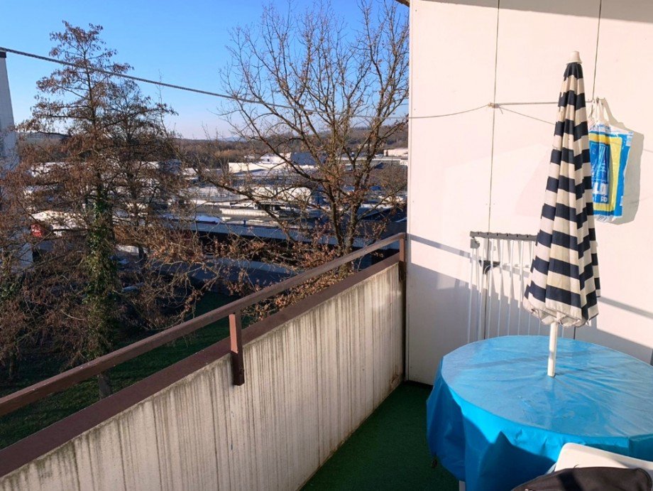 �berdachter Balkon Etagenwohnung Sinsheim