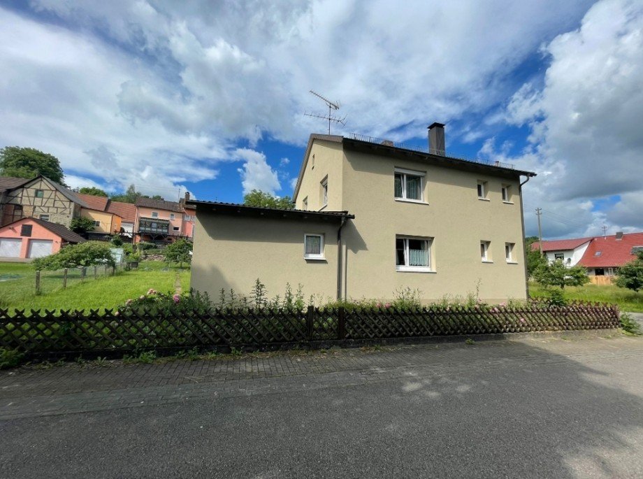 Stra�enansicht Einfamilienhaus Seckach