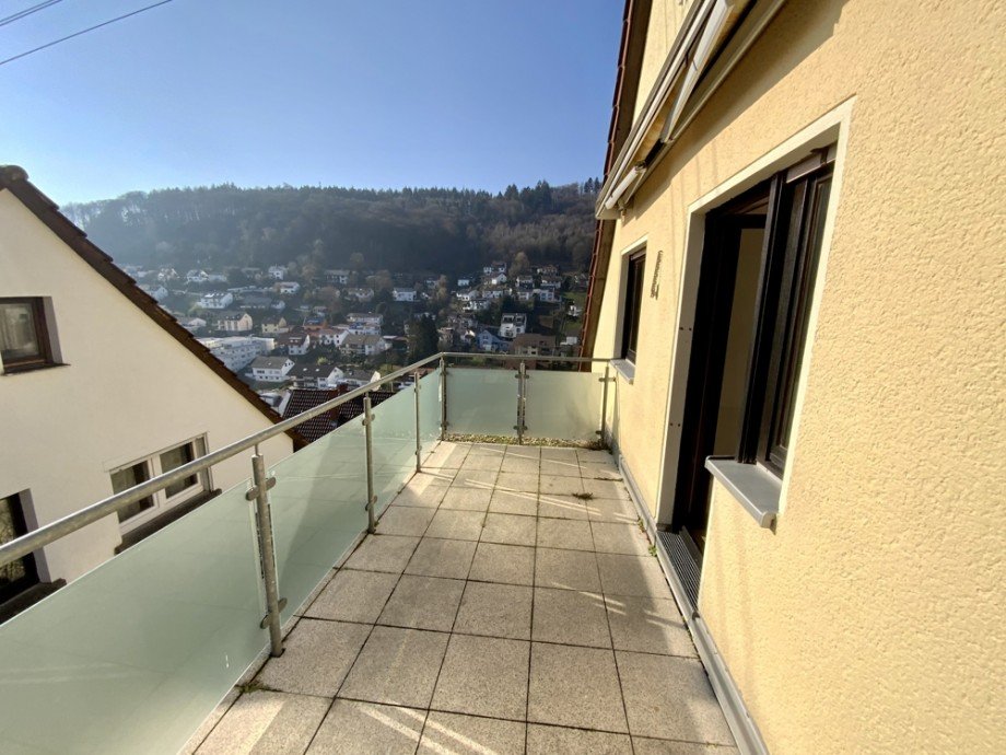 Balkon DG Mehrfamilienhaus Heidelberg / Ziegelhausen