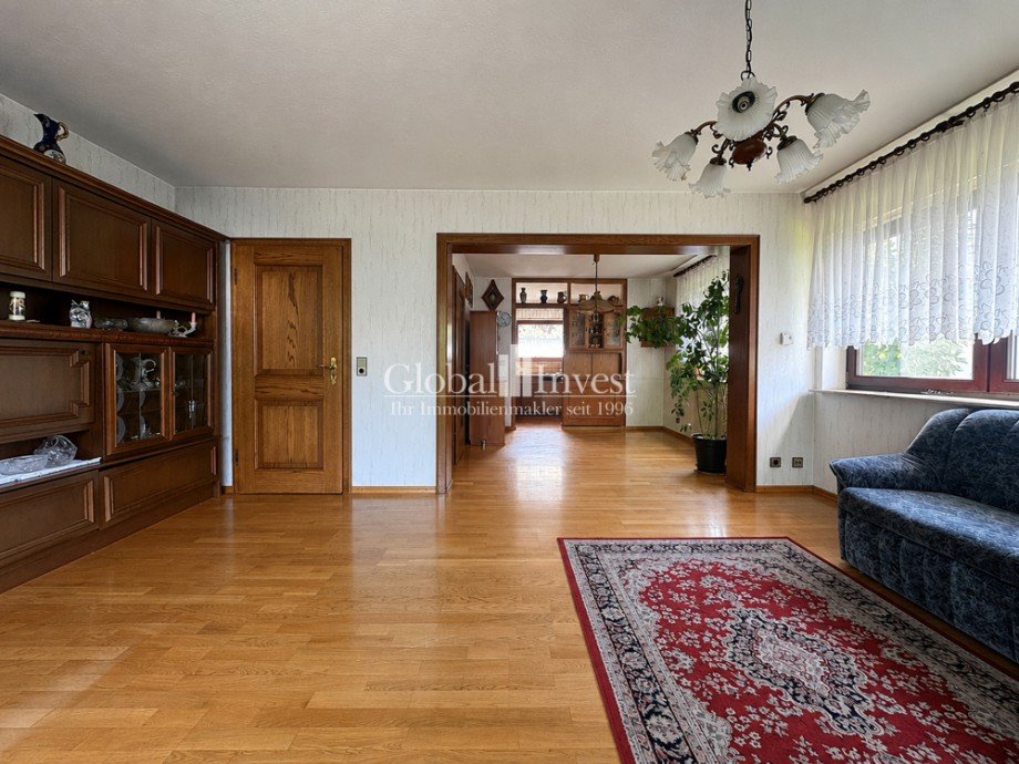 Wohnzimmer/Essbereich Einfamilienhaus Sinsheim / Steinsfurt