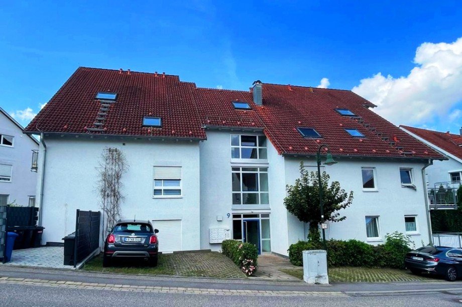 Stra�enansicht Dachgeschosswohnung Neuenstadt am Kocher