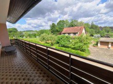 Balkon Vorderseite OG GLOBAL INVEST SINSHEIM | Tolles Einfamilienhaus mit Einliegerwohnung mit �ber 330m� Wohnfl�che in Schefflenz
