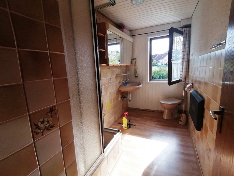 Bad EG Einfamilienhaus Billigheim