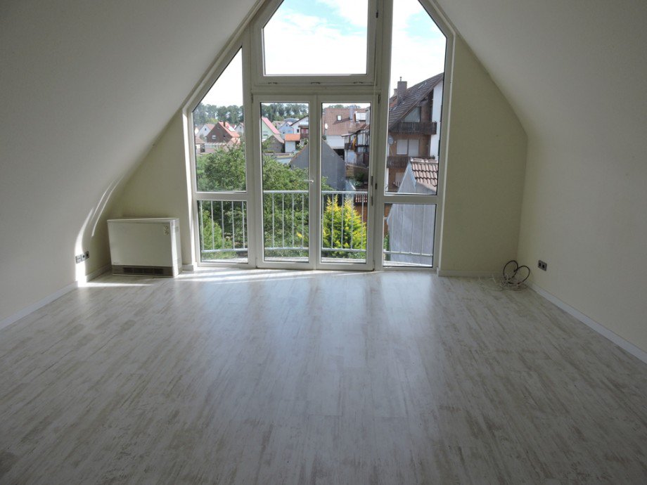 Kinder-/Schlafzimmer Maisonettewohnung �stringen