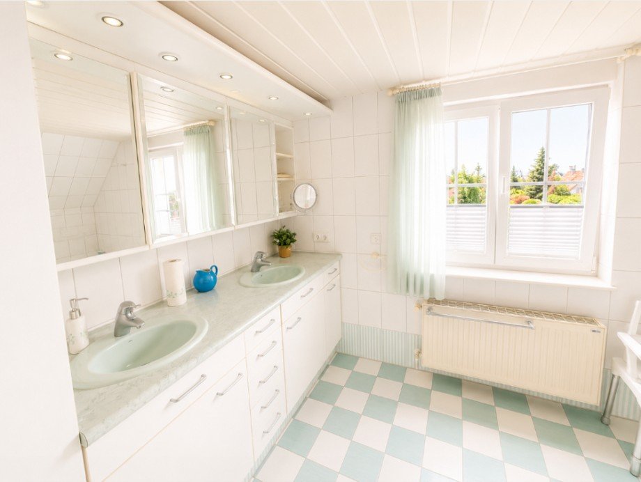 Badezimmer DG Einfamilienhaus Flein