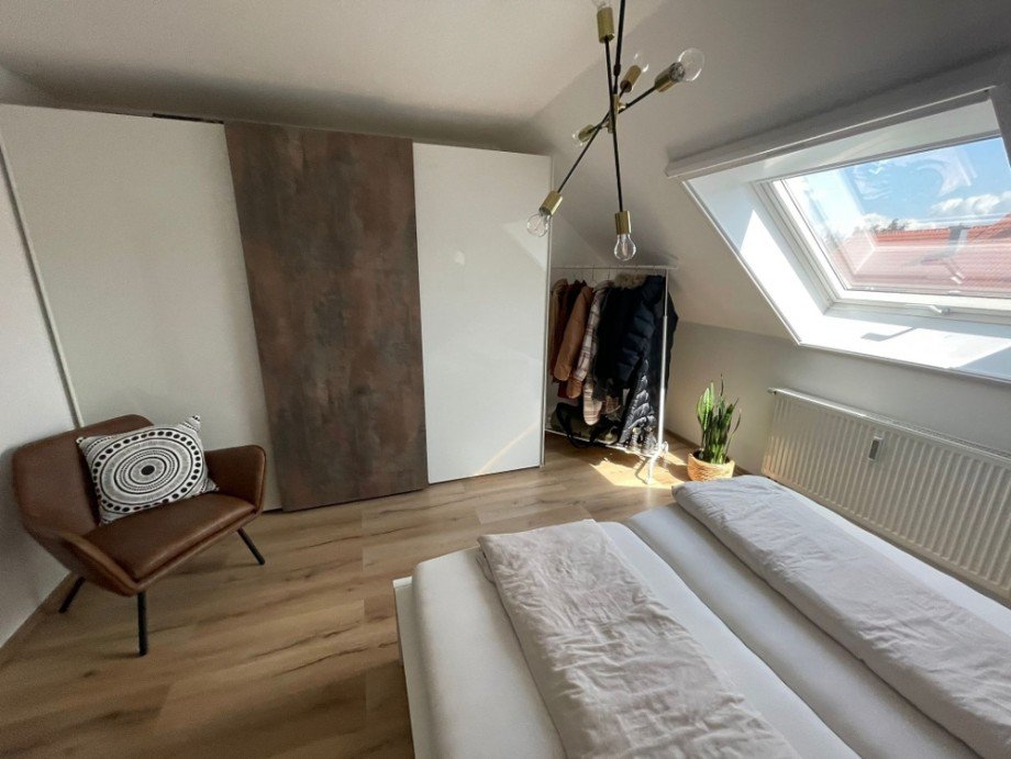 Schlafzimmer Dachgeschosswohnung Neuenstadt am Kocher