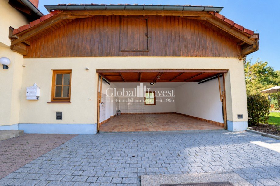 Doppelgarage Einfamilienhaus Mauer