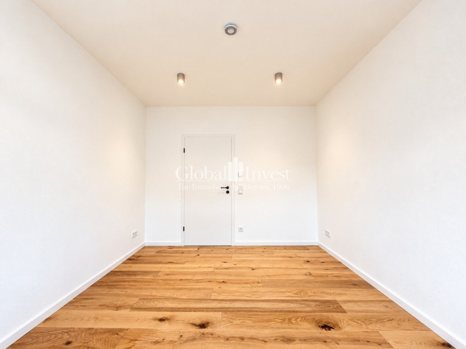 Schlafzimmer 1 (WHG 2 ) Etagenwohnung Sinsheim / Hoffenheim