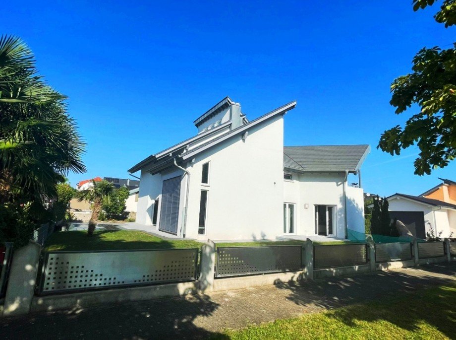 R�ckansicht Einfamilienhaus Oberhausen-Rheinhausen / Oberhausen