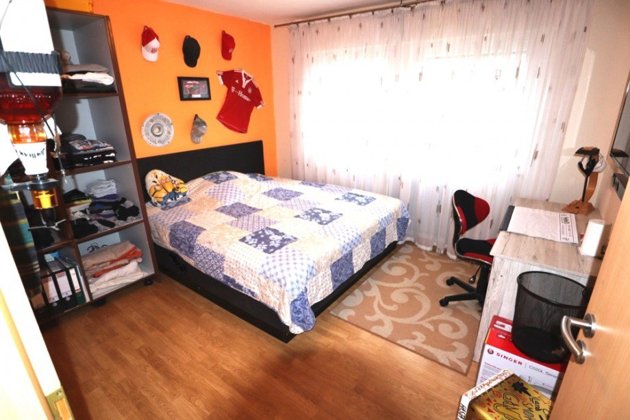 Kind 2 Einfamilienhaus Bretten / B�chig