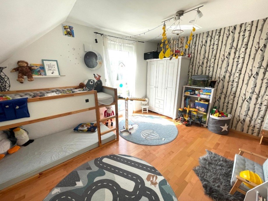 Kind 1 Einfamilienhaus Sinsheim / Waldangelloch